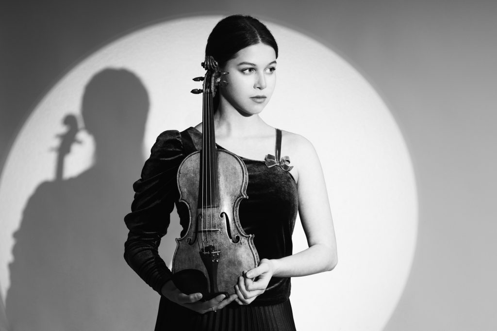 nathalie lewis by sören l. schirmer no (5.2) nathalie lewis by sören l. schirmer no (5.2)